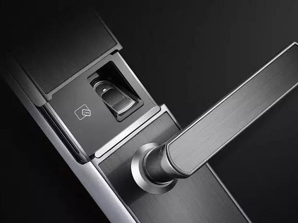 鹰潭24小时上门开锁公司